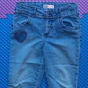 Stretch capri jeans, adjustable waist, heart print